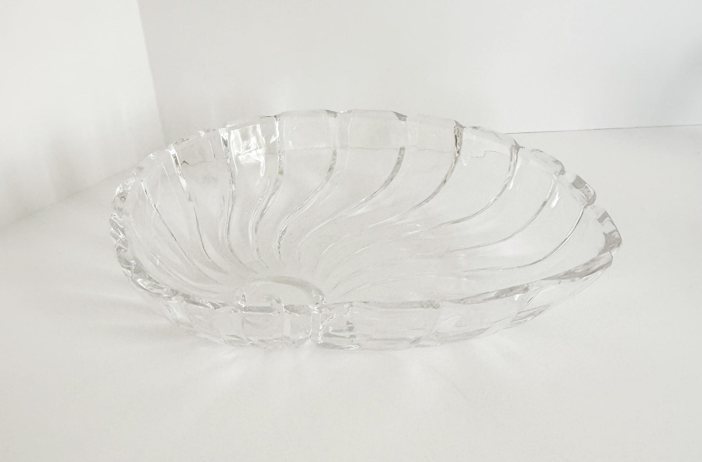 Crystal Seashell Shaped Class Candy Dish